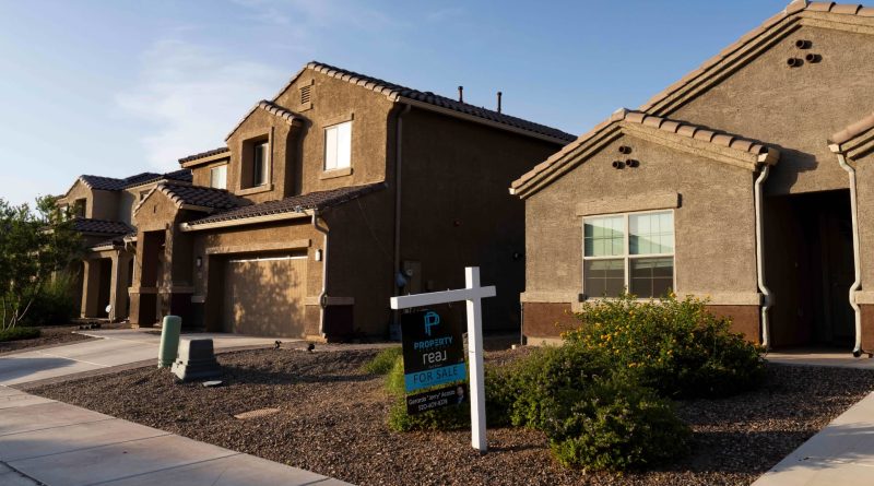 Demand for riskier mortgages rises again, along with interest rates